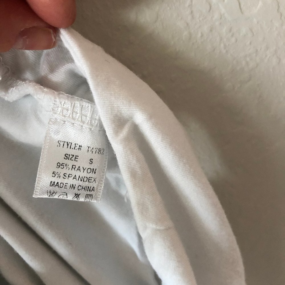 FOREVER 21 WHITE SIDE CUT OUT BODY SUIT Size Small - Picture 3 of 3